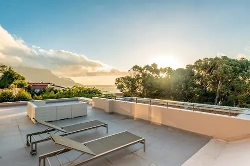 Villa 1B The Grange Camps Bay